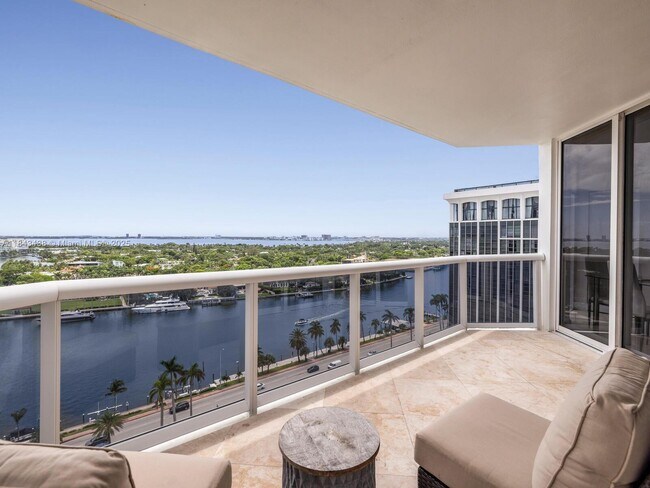Building Photo - 4779 Collins Ave