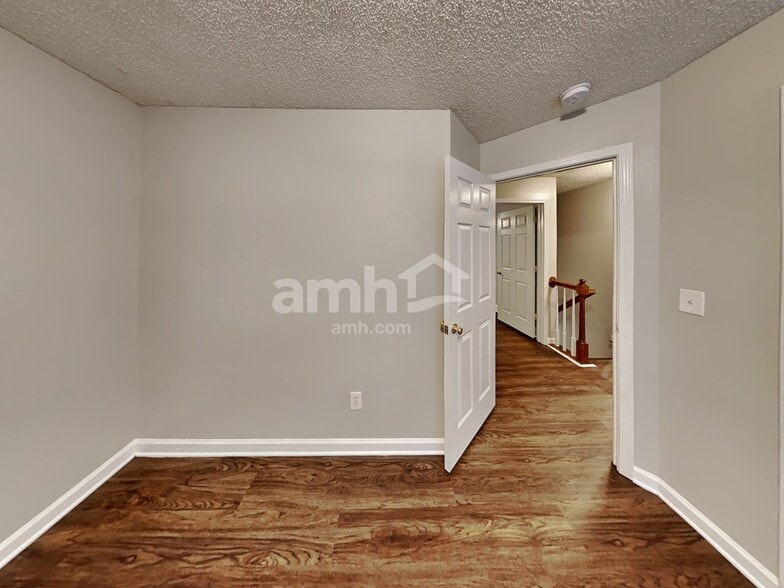 Building Photo - 12505 Britton Wood Pl