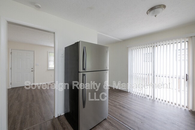 Building Photo - 4107 Cornell Blvd SW