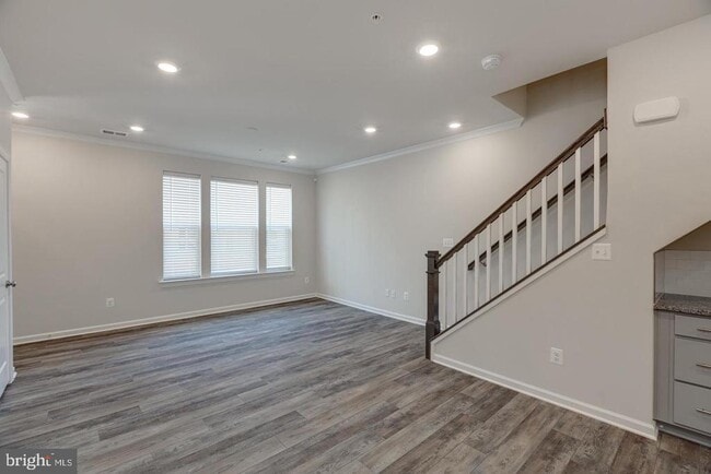 Building Photo - 22494 Radford Point Ter