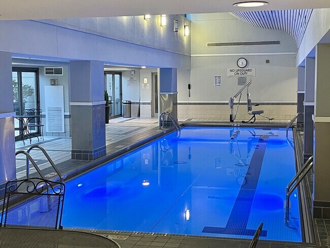 Building Photo - 440 N Wabash Ave