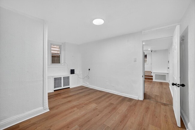 Building Photo - 59 Park Hill Ave