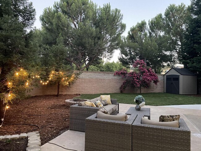 Building Photo - Gorgeous Private large lot in Rocklin!
