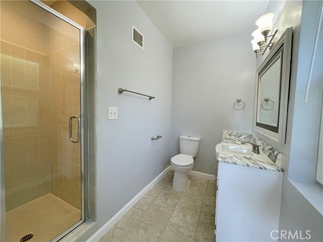 Building Photo - 1338 E Cypress Ave