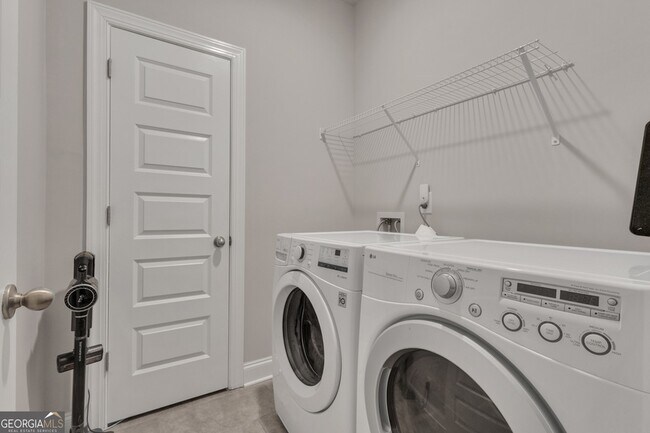 Building Photo - 21 Long Branch Trail