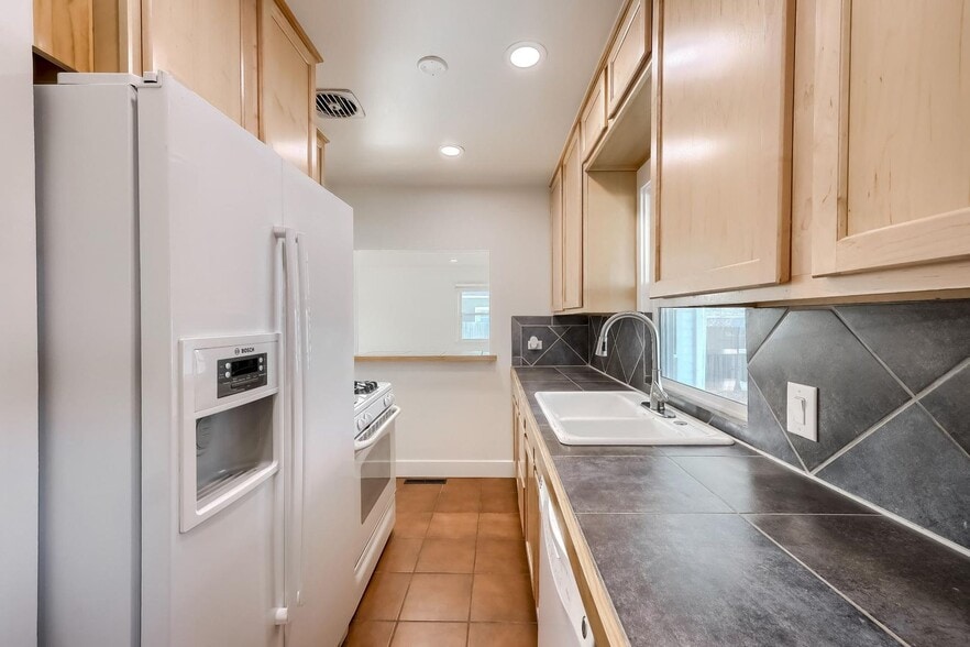 Building Photo - 4615 Perry St