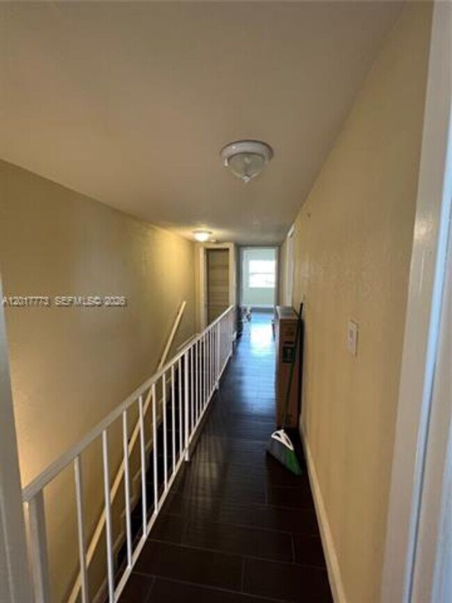 Building Photo - 7106 NW 169th St