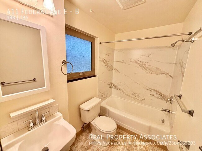 Building Photo - 411 Federal Ave E