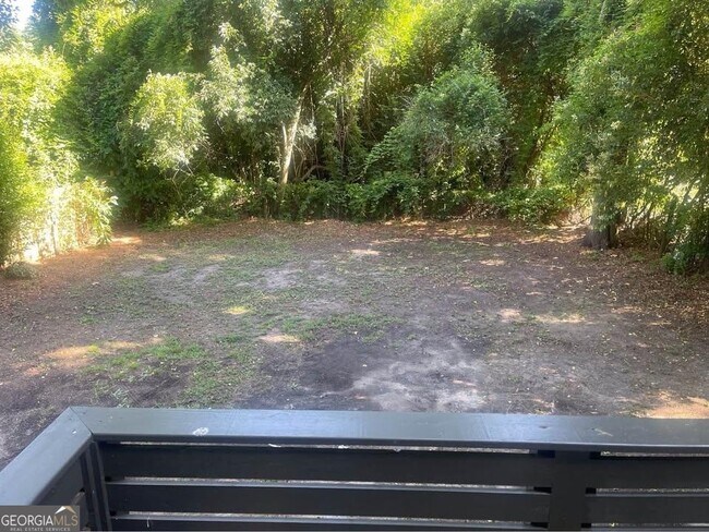 Building Photo - 2154 Napier Ave