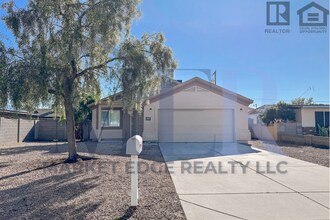 Building Photo - 3Bed/2Bath Home at Broadway/16th St! Move-In Ready on 03/12/2026!--NO HOA!