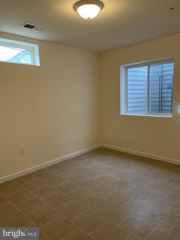 Building Photo - 9229 Wainwright Ln