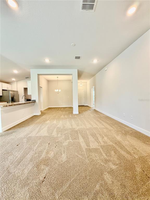 Building Photo - 633 W Rexford Dr