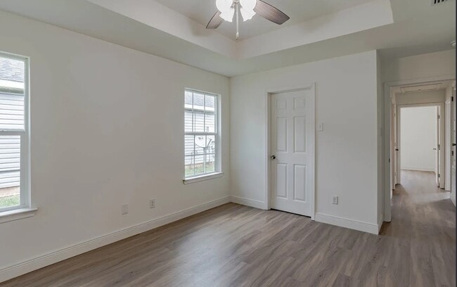 Building Photo - 2212 Summer Crossing