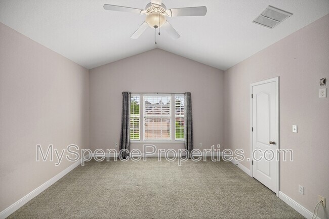 Building Photo - 1578 Venice Ave