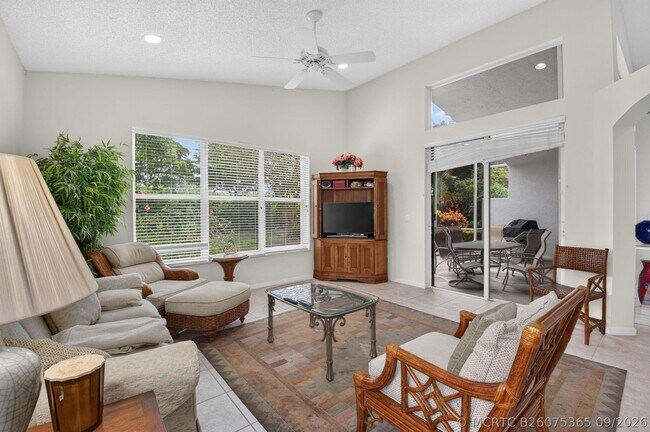 Building Photo - 11176 Ihilani Way