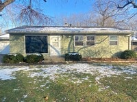 Building Photo - 3 Bedroom Home in Merrillville, IN