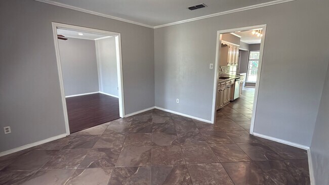 Building Photo - 1548 Ramberlyn Way