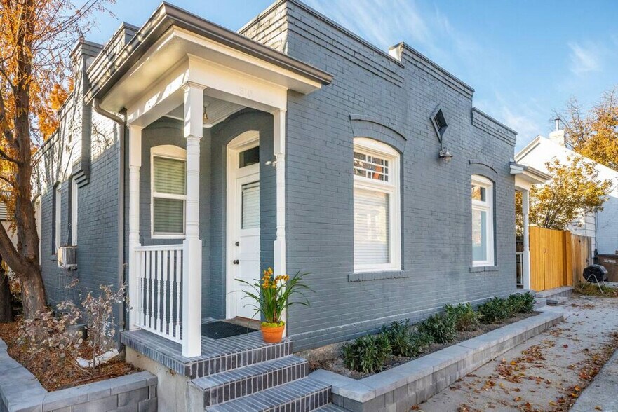 Building Photo - 518 Windsor St