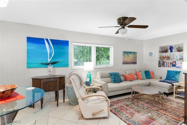 Building Photo - 1337 Wisconsin Dr