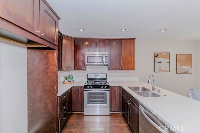 Building Photo - 2422 Coventry Cir