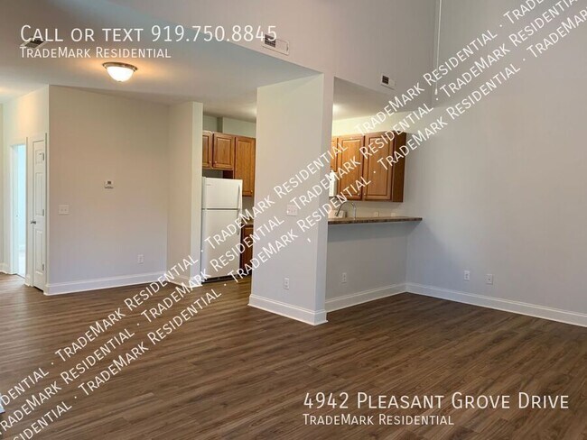 Building Photo - 4942 Pleasant Grove Dr