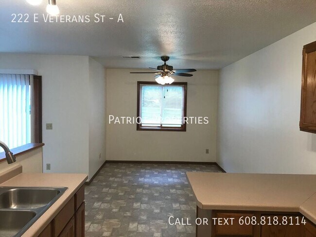 Building Photo - 222 E Veterans St