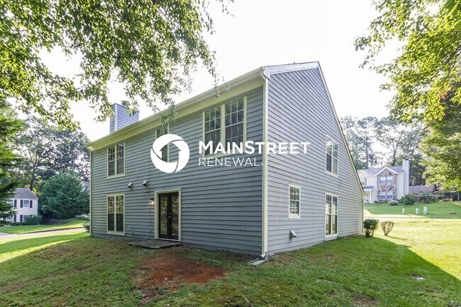 Building Photo - 4 Bedroom Pet-Friendly Home in Acworth, GA with Main Street Renewal