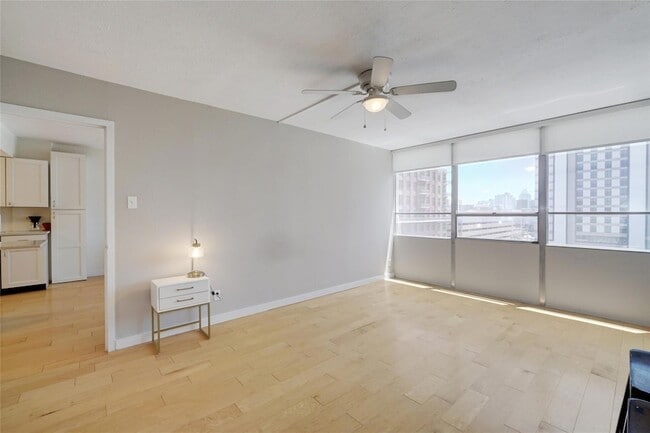 Building Photo - 1800 Lavaca St