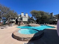 Building Photo - 3125 Sondra Dr