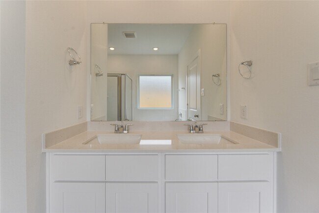 Building Photo - 9043 Rose Water Trl