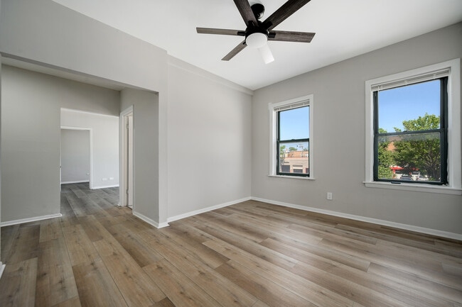 Building Photo - 1206 W 83rd St
