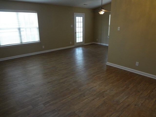 Building Photo - 4648 Birmingham Drive