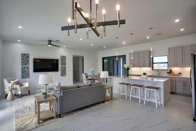 Building Photo - 9574 Salt Lake St