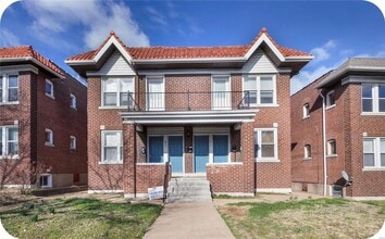 Building Photo - Lindenwood Ave 4919-4921