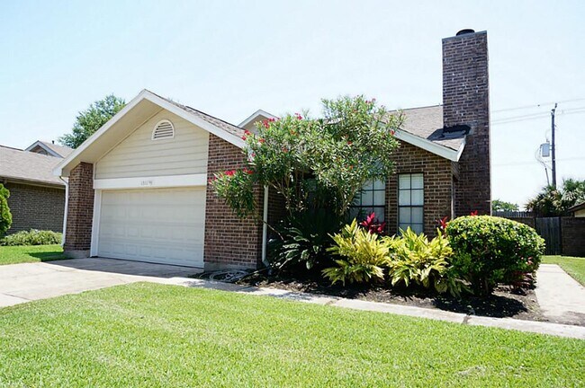 Building Photo - 1511 Bradney Dr