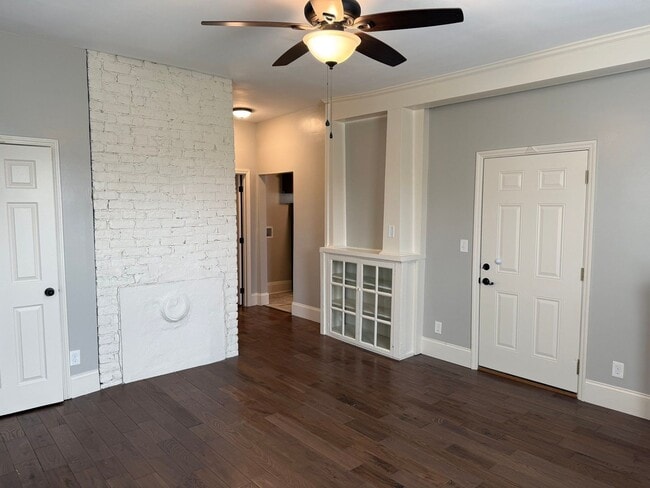 Building Photo - 708 Morgan St