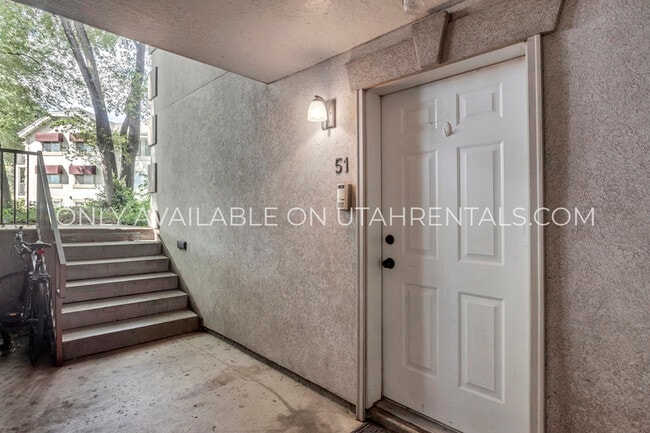 Building Photo - 151 S 1050 W