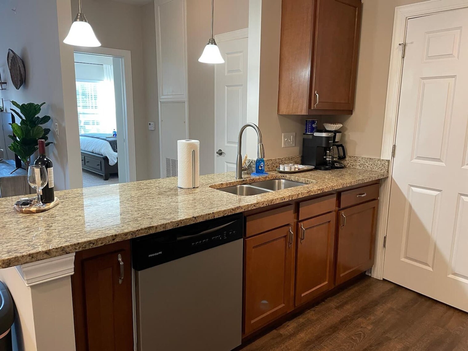 Building Photo - 740 Zumstein Ln