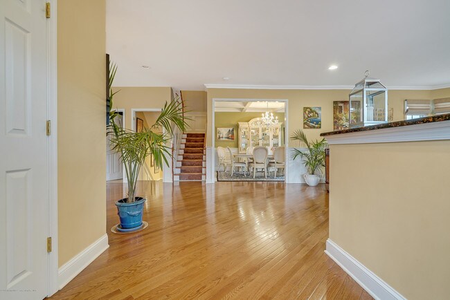 Building Photo - 18 Mariners Bend