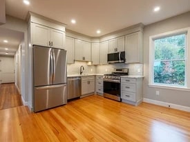 Building Photo - 663 Columbia Rd