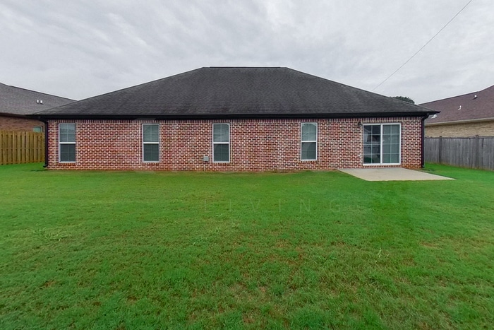 Building Photo - 107 Kamarie Ln