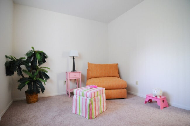 Building Photo - Countryway East Apartments