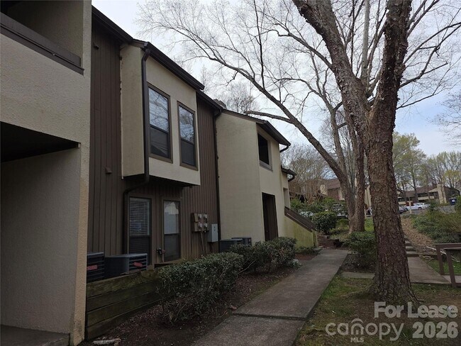 Building Photo - 7325 Winery Ln