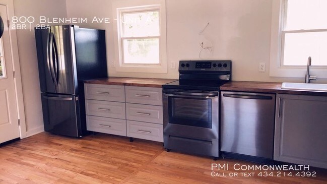 Building Photo - 2 Bed / 1.5 Bath Recently Remodeled