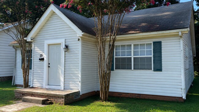 Building Photo - Charming 3 Bedroom Home in North Little Rock