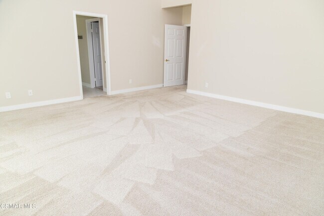Building Photo - 3154 Provence Pl