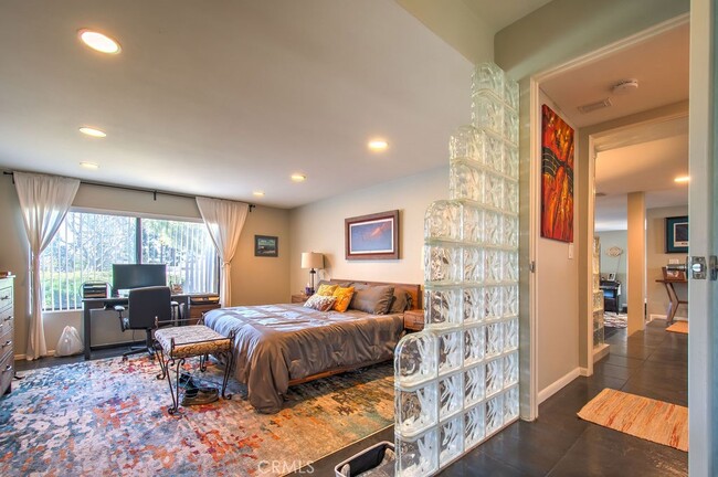 Building Photo - 27780 Inverness-