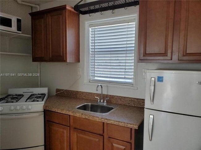 Building Photo - 309 Crocus Terrace