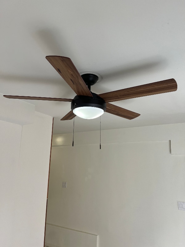 Building Photo - 4015 Crest Dr