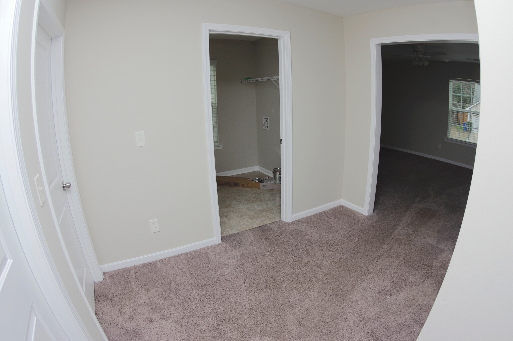 Building Photo - 129 Vermillion Dr